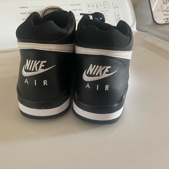 Flight Legacy 'Black White' size 9 mens - Picture 2 of 5